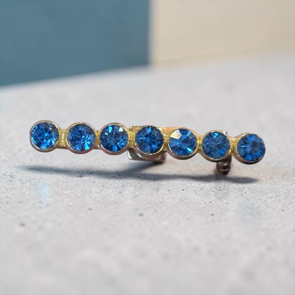 Art Deco Sapphire Blue Rhinestone Bar Brooch Dainty 1930s Glam Pin